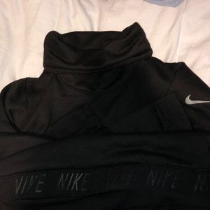 nike pullover